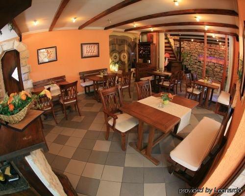 Kaštel Lukšić 切扎尔旅馆酒店 餐厅 照片
