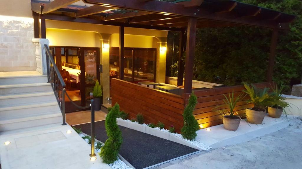 Kaštel Lukšić 切扎尔旅馆酒店 外观 照片